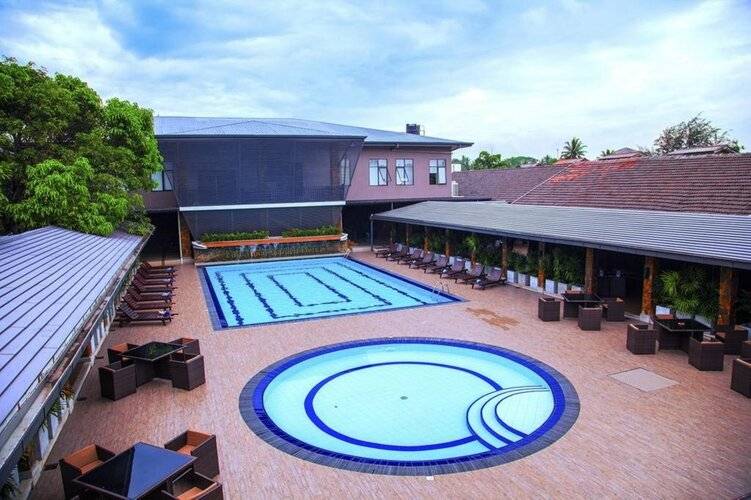 Full Moon Garden Hotel