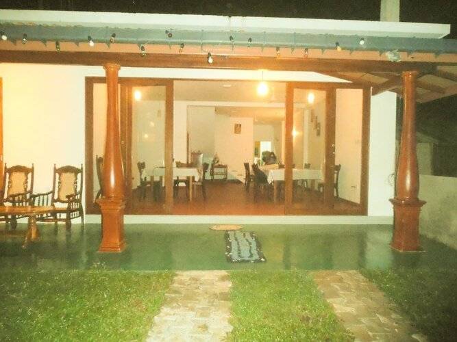 Talalla Sea Anemone Hotel