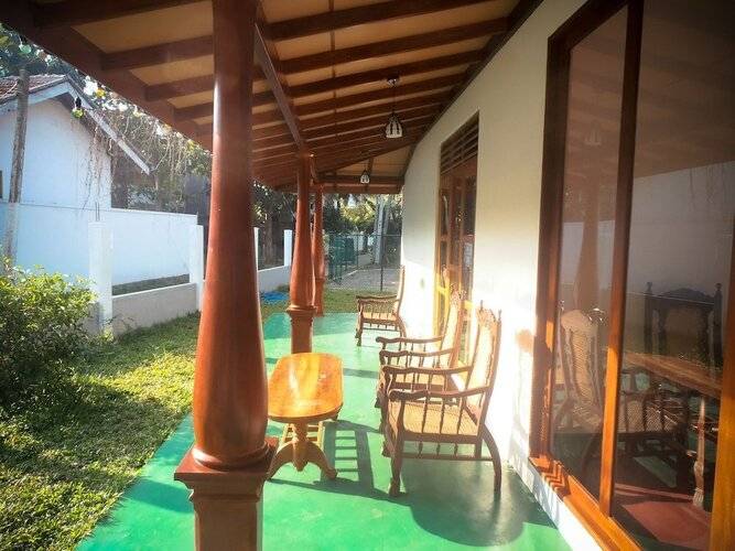 Talalla Sea Anemone Hotel