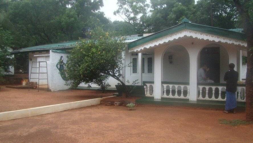 Asix Hotel