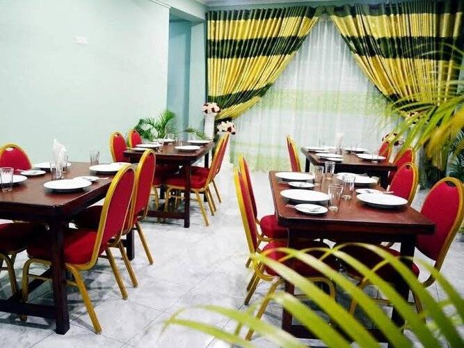 Kings Hotel Restaurant & Bar