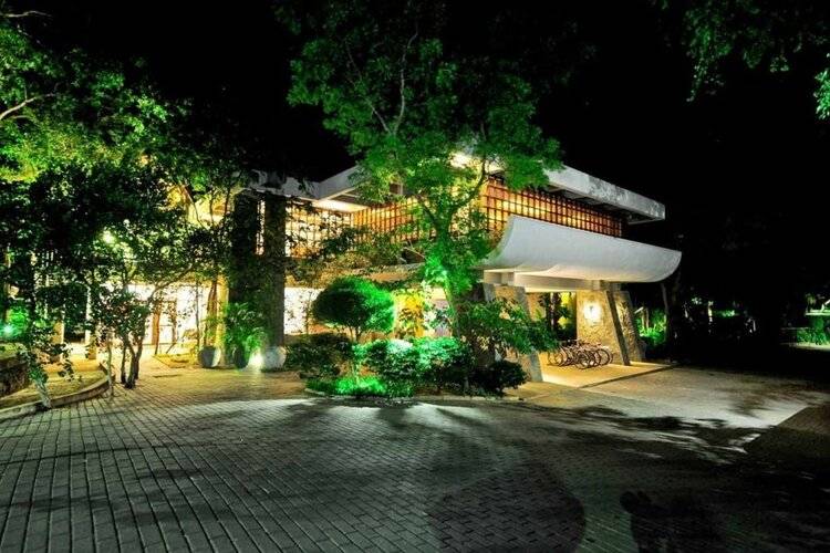 Grand Udawalawe Safari Resort