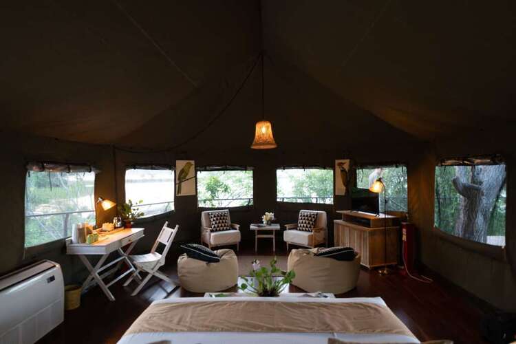 Flameback Eco Lodge