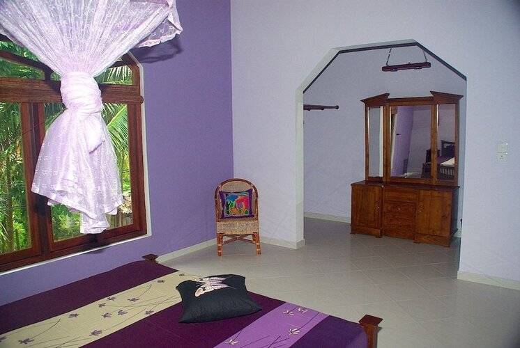 King Coconut Lodge