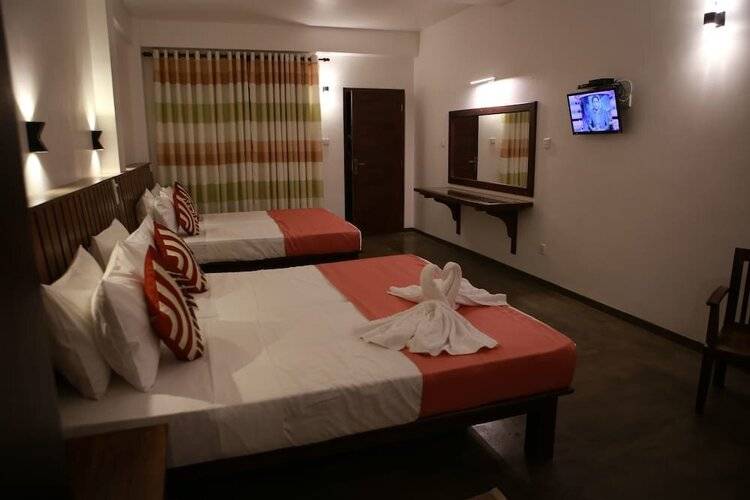 Cozy Sea View Inn