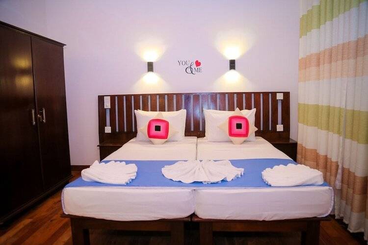 Cozy Sea View Inn