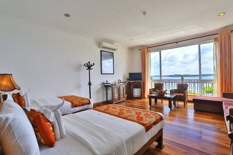 Centauria Lake Resort