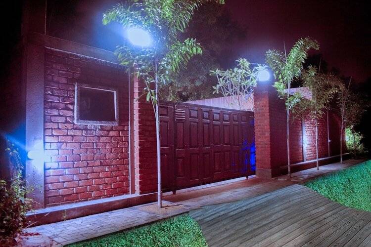 Laana Villa
