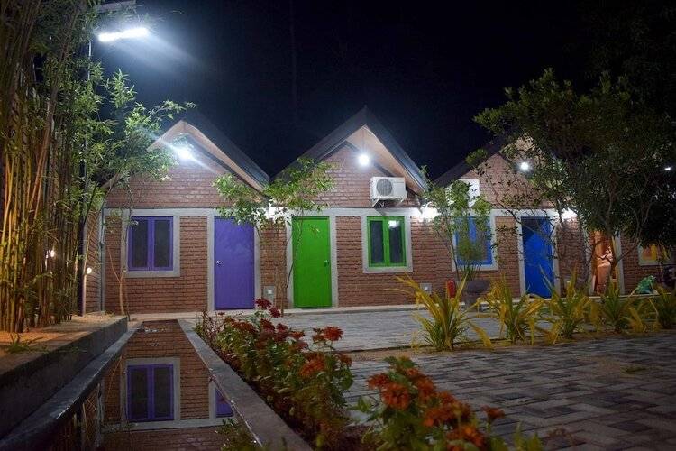 Laana Villa