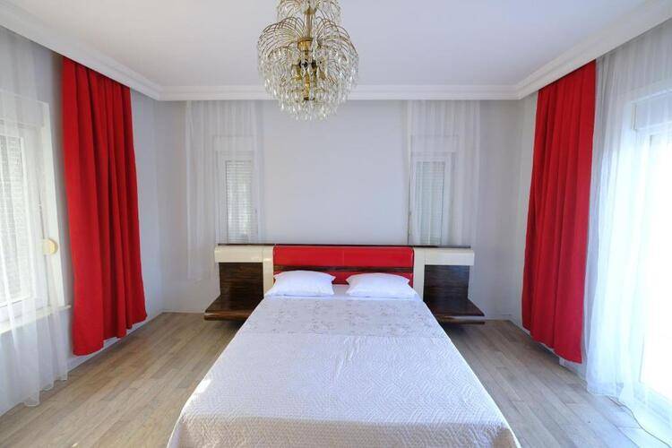 Olya Boutique Hotel