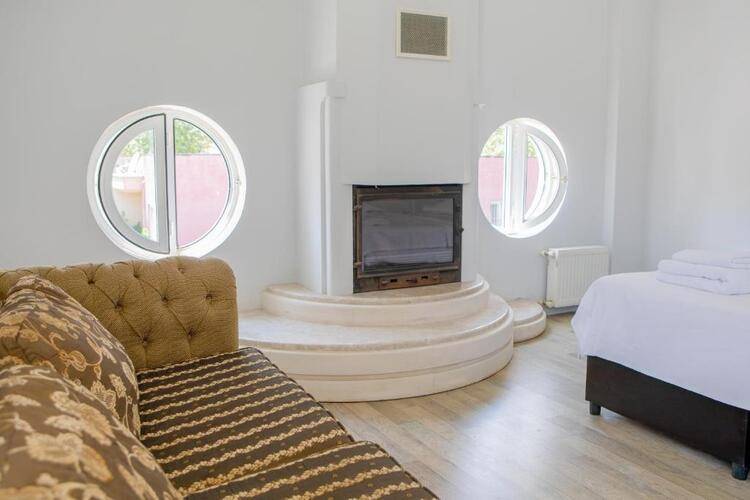 Olya Boutique Hotel
