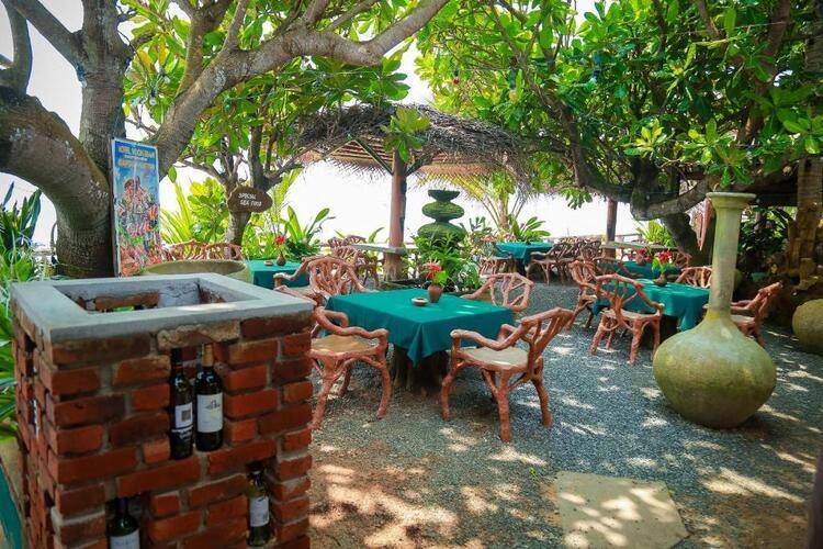 Moon Beam Beach Hotel