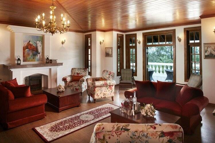 Manor House Boutique Villa