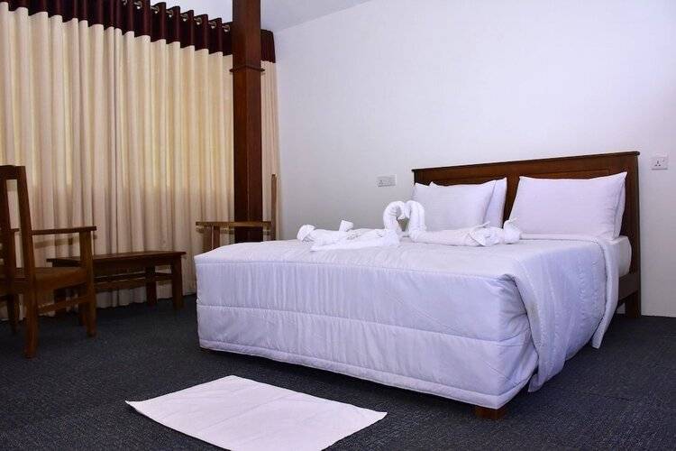Nine Arch Holiday Resort
