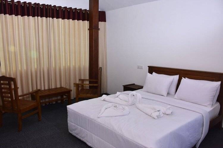 Nine Arch Holiday Resort