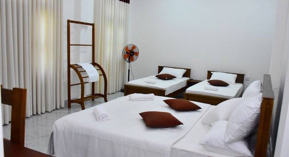 Nine Arch Holiday Resort