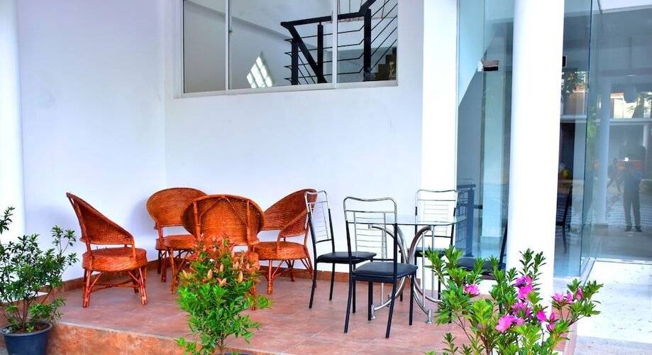 Nine Arch Holiday Resort