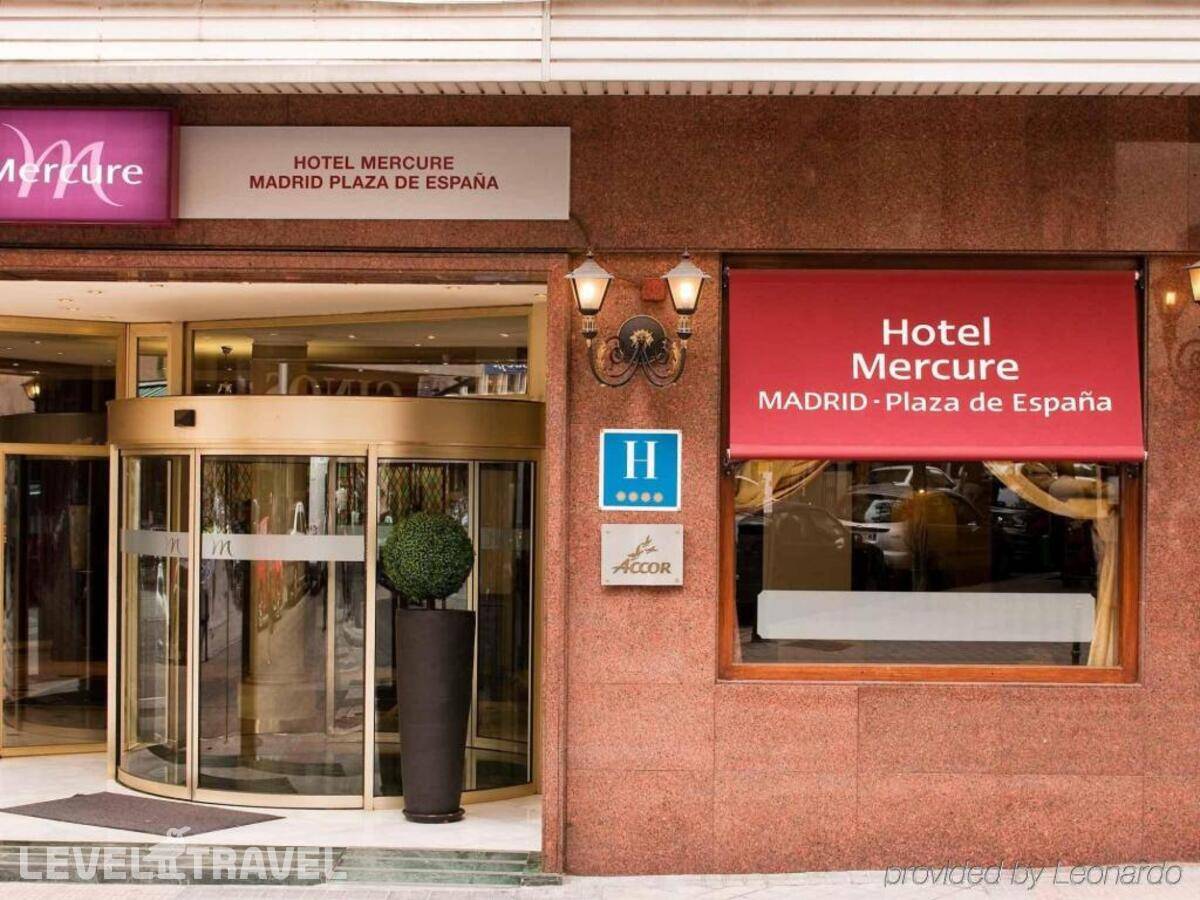 Отель Motel One Madrid-Plaza De España — Мадрид, Испания