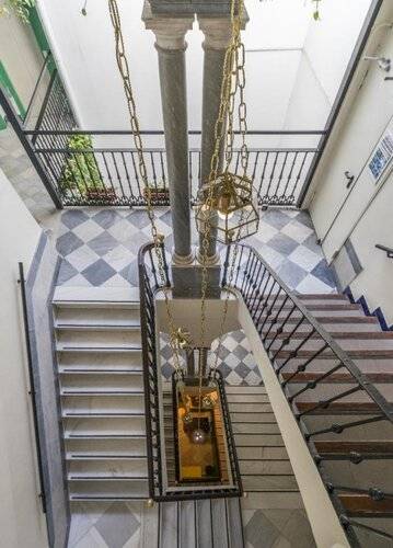 Oasis Backpackers' Palace Seville