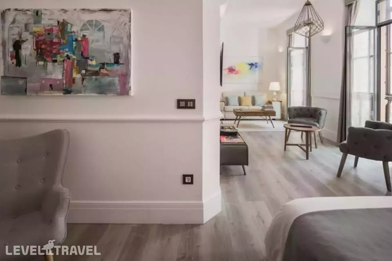 Puerta Catedral Holiday Suites