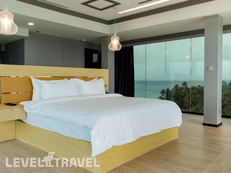 Фотография Swarn By Hawks Hotels (Ex. Clarks Exotica Kamadhoo Maldives) Фотография Swarn By Hawks Hotels (Ex. Clarks Exotica Kamadhoo Maldives)