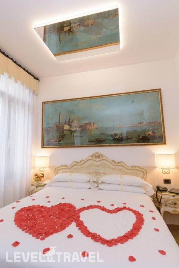 фотографии отеля Unahotels Ala Venezia (Adults Only 16+) в Италия(Венеция) - фото №13