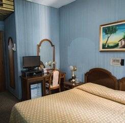 $item['hotel']['name']