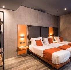 $item['hotel']['name']