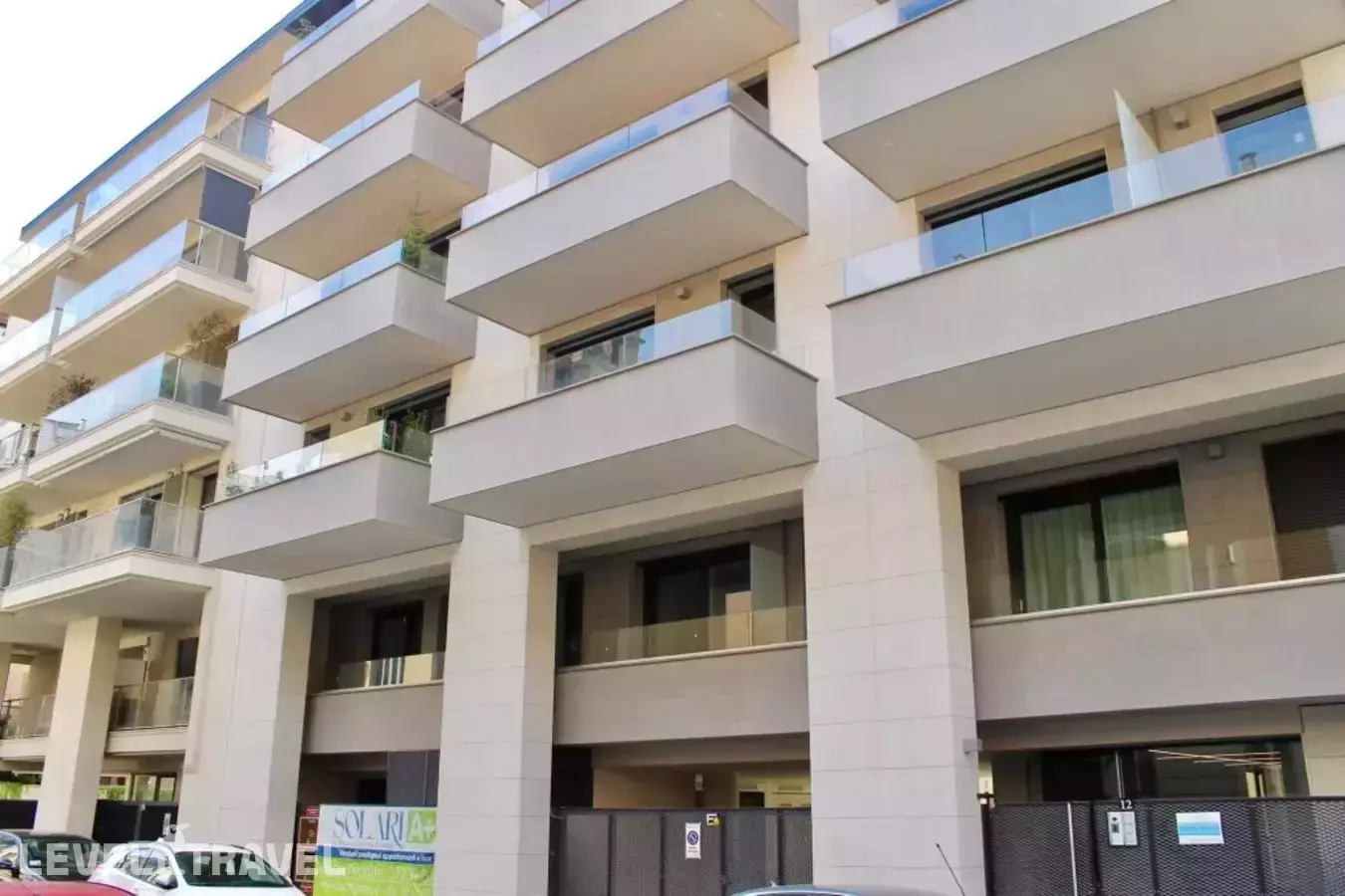 Home At Hotel - Sormani