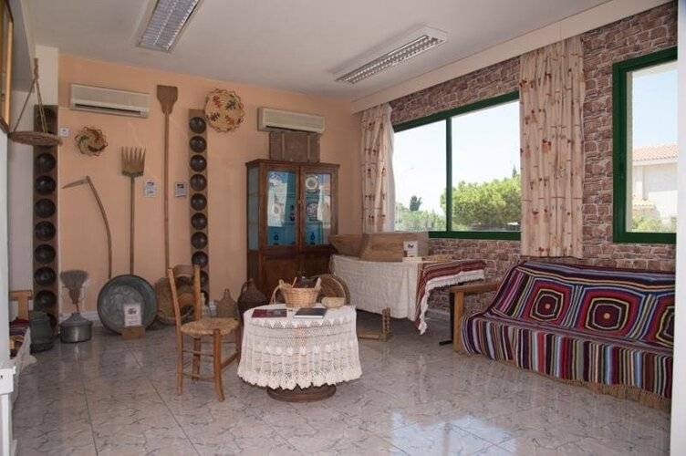 Aparthotel Mandalena