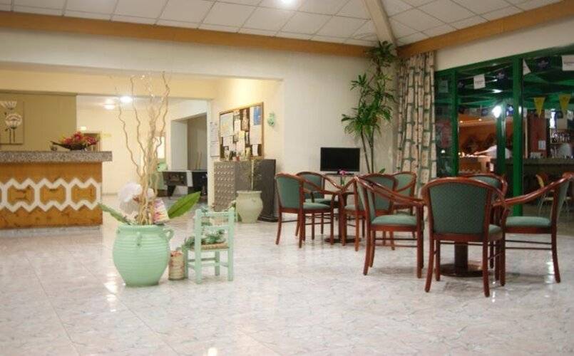 Aparthotel Mandalena