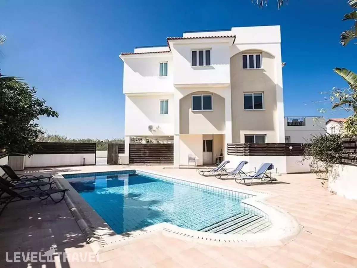 Apt Faye, Beautiful 2bdr Pernera Apartment