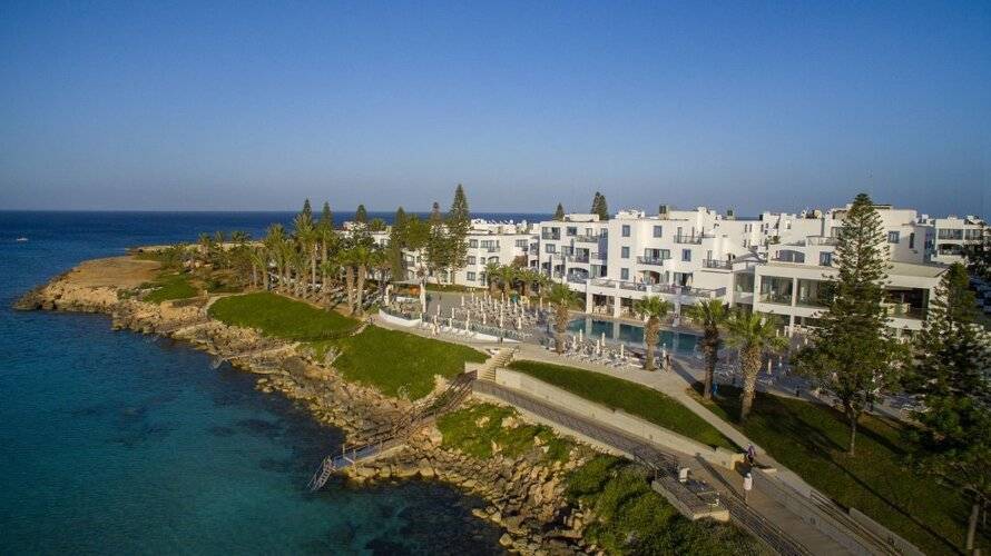 Nausicaa Luxury Villas