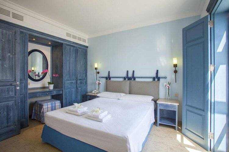 Nausicaa Luxury Villas