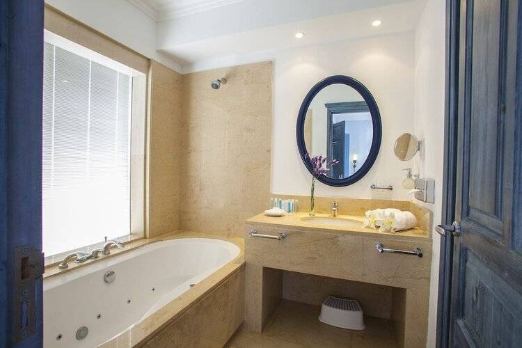 Nausicaa Luxury Villas
