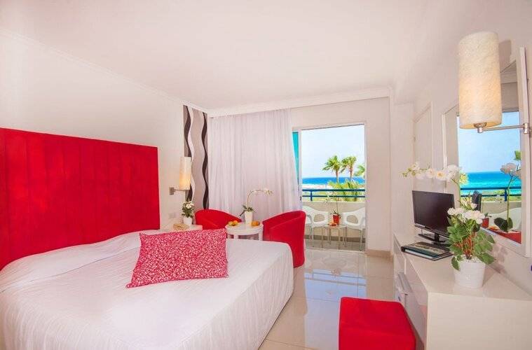 Dome Beach Hotel And Resort