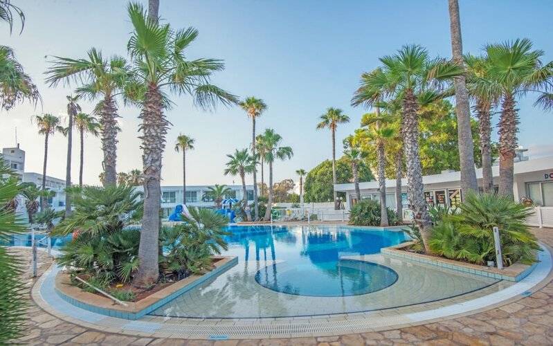 Dome Beach Hotel And Resort