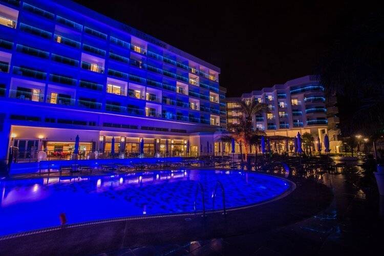 Vassos Nissi Plage Hotel & Spa