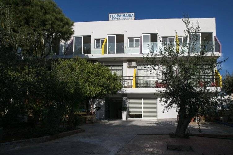 Flora Maria Hotel And Annex Apartments