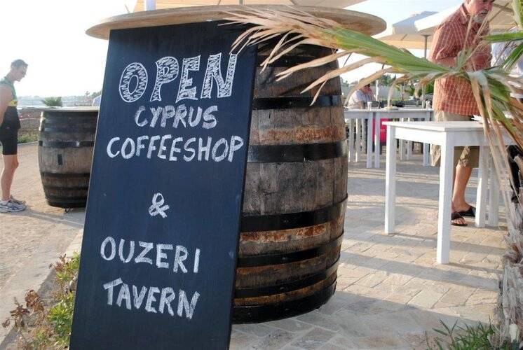 Amphora Hotel & Suites