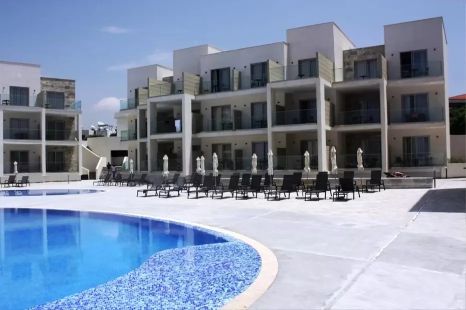 Amphora Hotel & Suites