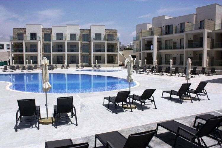 Amphora Hotel & Suites