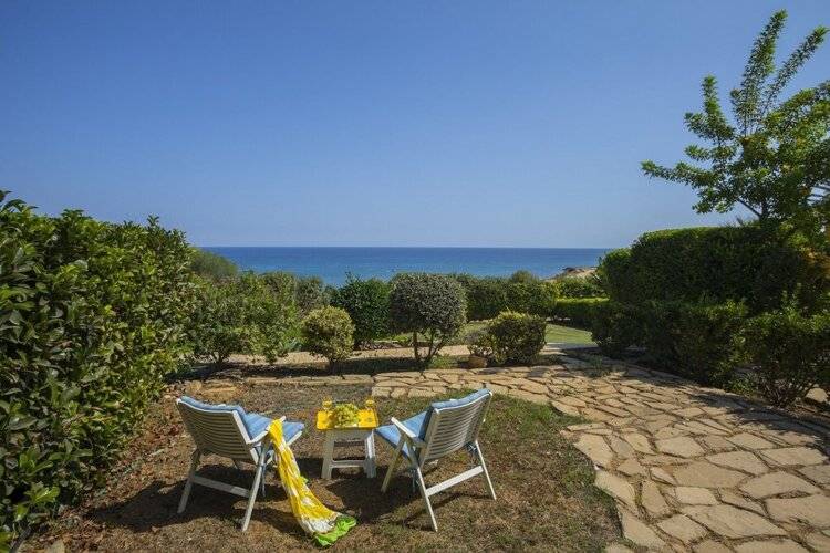Sirina Lina Beachfront Suite