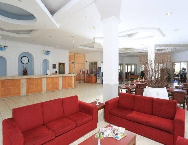 Vangelis Hotel & Suites