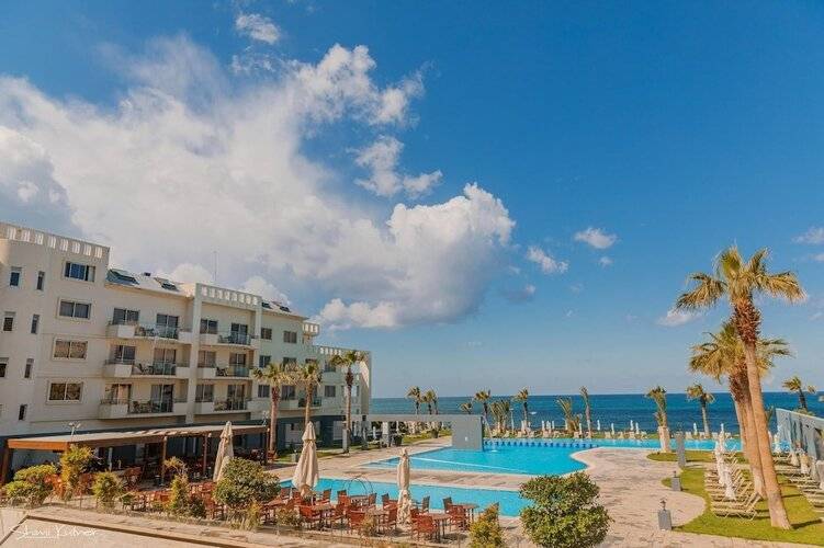 Blue Lagoon Kosher Hotel