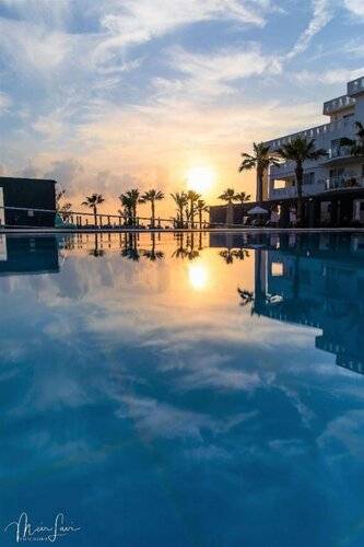 Blue Lagoon Kosher Hotel