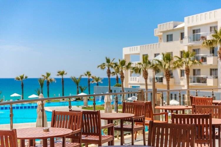 Blue Lagoon Kosher Hotel