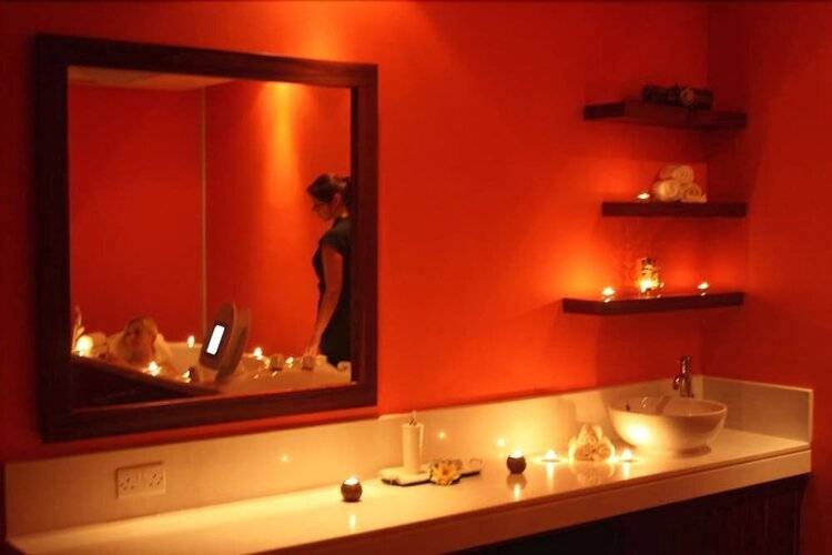 Blue Lagoon Kosher Hotel