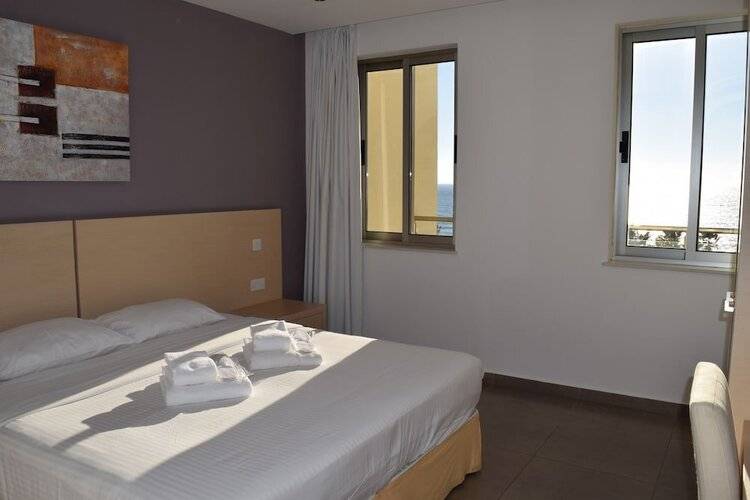 Blue Lagoon Kosher Hotel