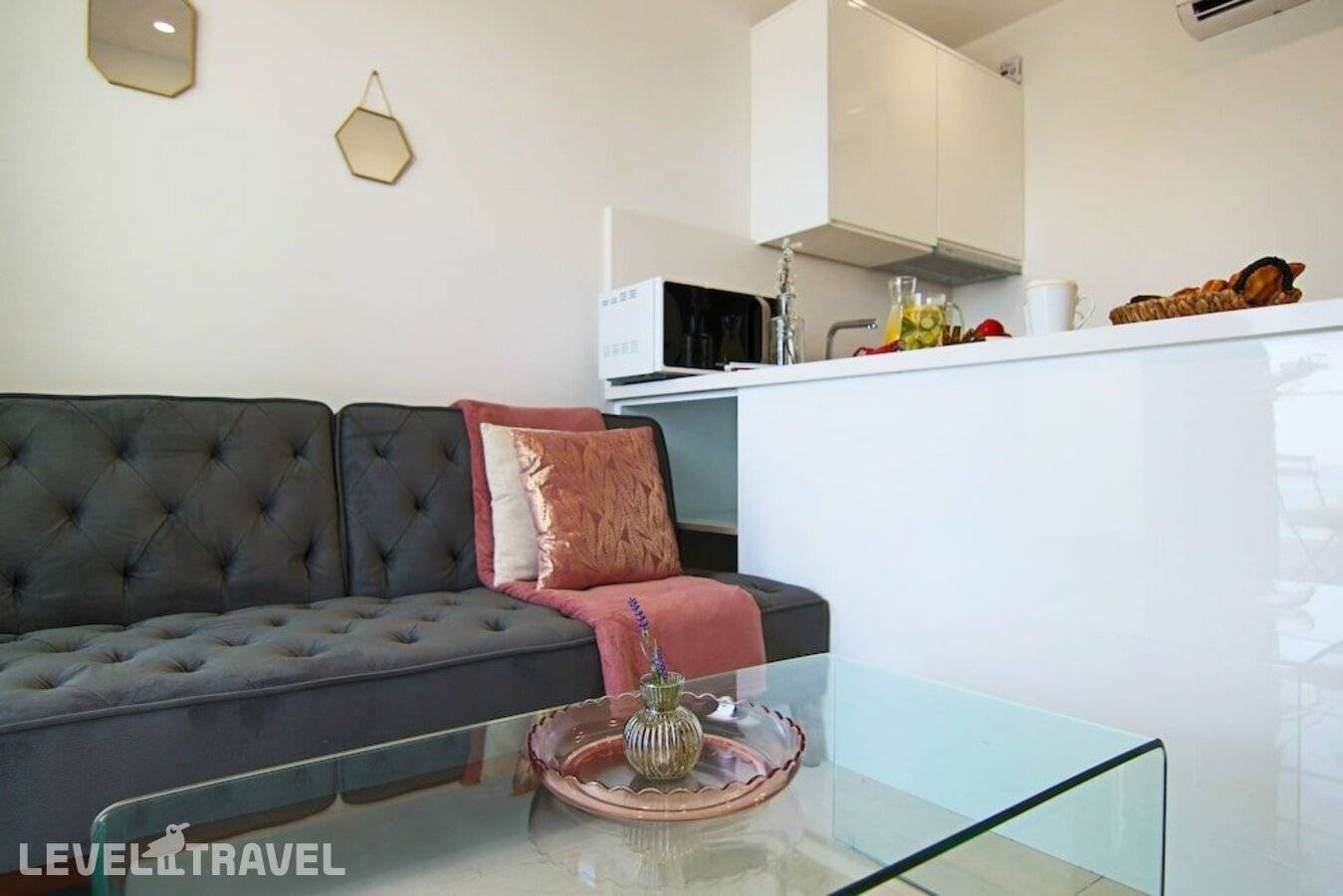 фотографии отеля Phaedrus Living Onyx Flat Lighthouse 48 в Кипр(Пафос) - фото №1